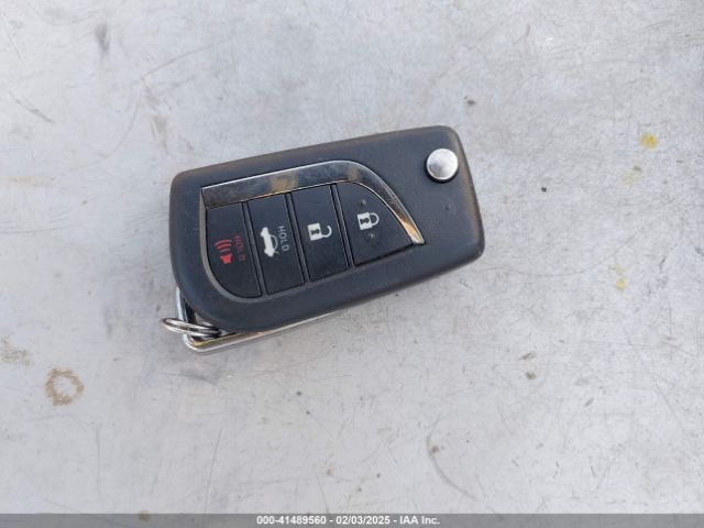 4T1C11AK0LU353816 Toyota CAMRY LE