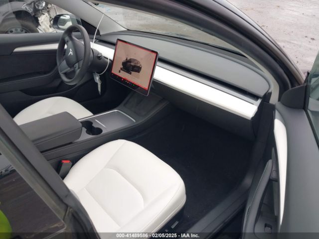 5YJ3E1EA0PF587656 Tesla Model 3 Rear-wheel Drive
