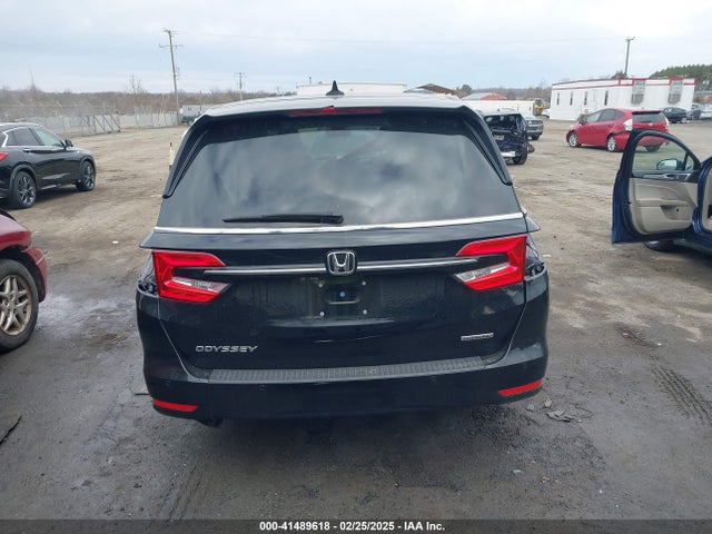 Honda Odyssey Touring 2023 5FNRL6H81PB068721 Image 17