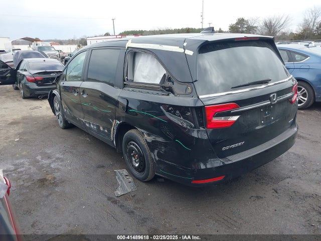 Honda Odyssey Touring 2023 5FNRL6H81PB068721 Image 3