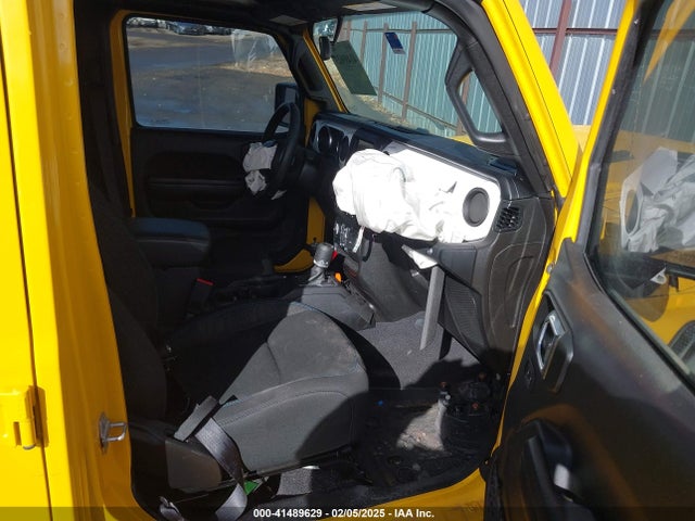 1C4HJXDG7MW769209 Jeep Wrangler Unlimited Islander 4x4