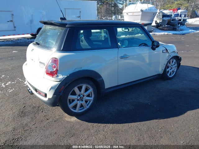 2013 MINI HARDTOP WMWSV3C52DT396064 Photo 3