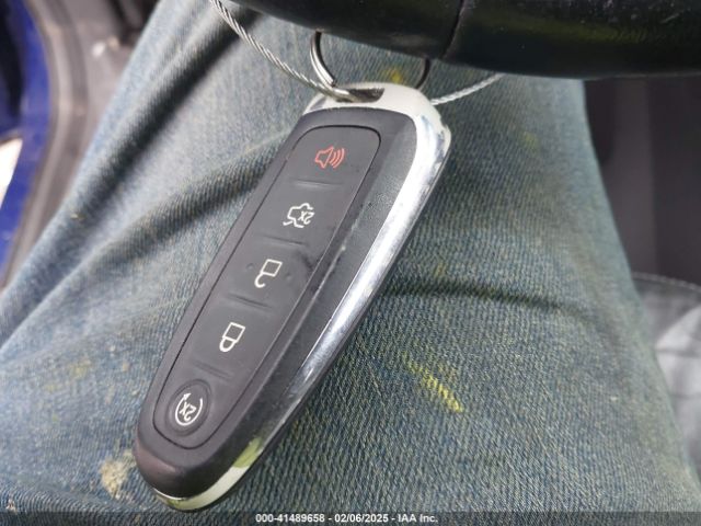 1FMCU0JX8GUB94272 Ford Escape Titanium