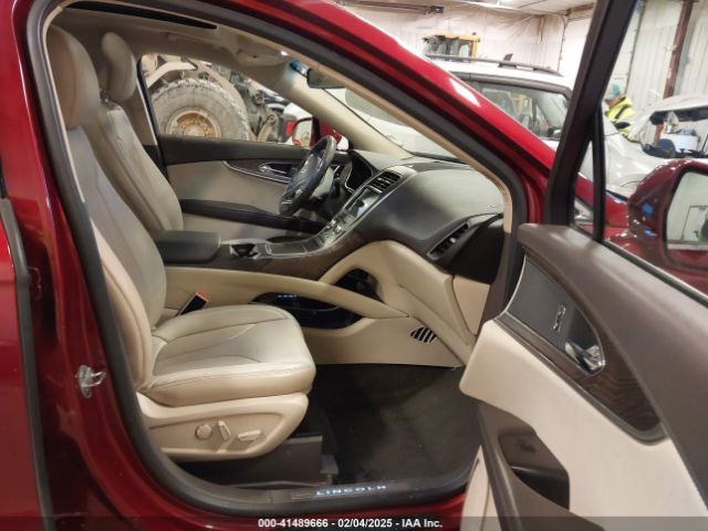 2LMTJ8LR5GBL76270 Lincoln Mkx Reserve