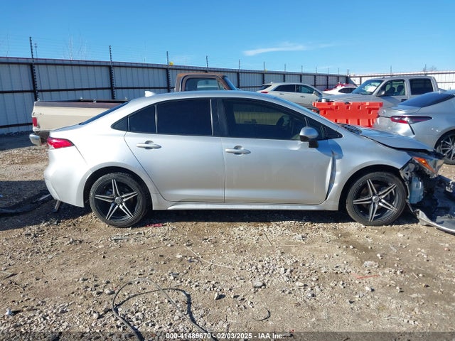 JTDEPRAE5LJ059544 Toyota COROLLA LE