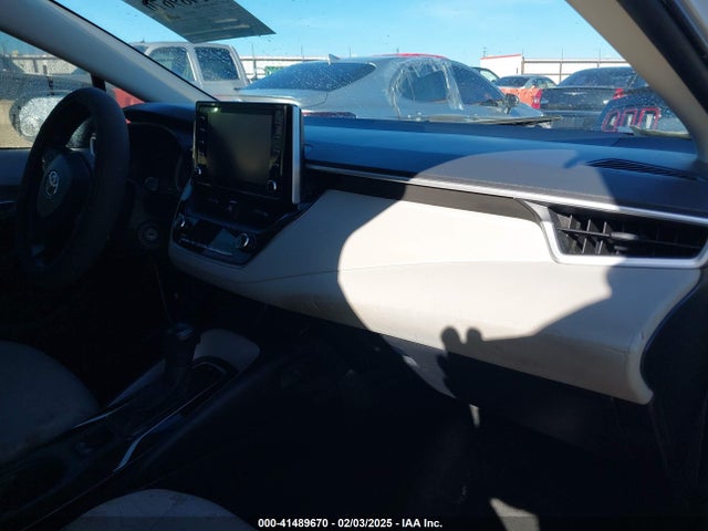 JTDEPRAE5LJ059544 Toyota COROLLA LE