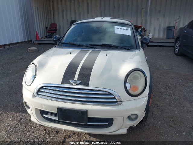 2012 MINI COOPER WMWSX1C57CT300037 Photo 5