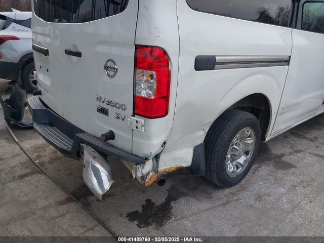 5BZBF0AA8FN850680 Nissan Nv Passenger Nv3500 Hd Sv V6