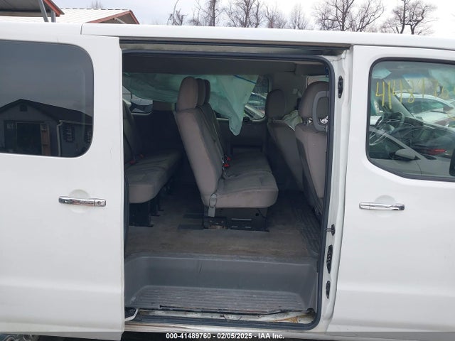 5BZBF0AA8FN850680 Nissan Nv Passenger Nv3500 Hd Sv V6