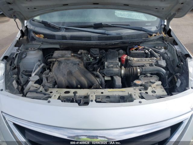 3N1CN7AP3FL827623 Nissan Versa 1.6 S+