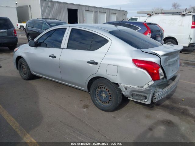 3N1CN7AP3FL827623 Nissan Versa 1.6 S+