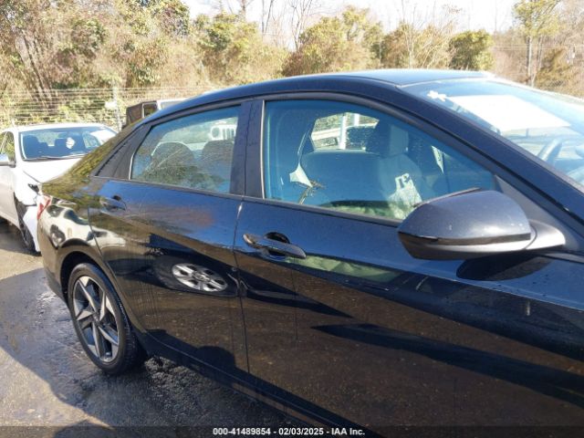 KMHLS4AG7PU572241 Hyundai ELANTRA SEL