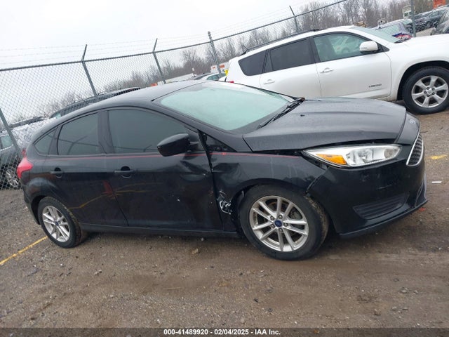 Ford FOCUS SE 2018 1FADP3K28JL281919 Image 13