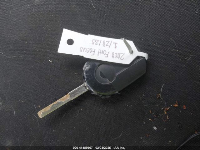1FADP3FE7JL200655 Ford FOCUS SE