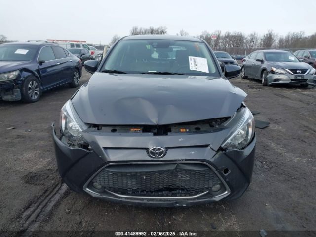 3MYDLBJV5LY709971 Toyota YARIS LE