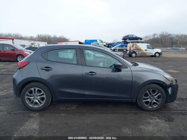 3MYDLBJV5LY709971 Toyota YARIS LE