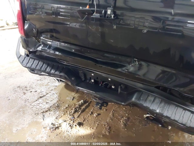 1GCPYFED0KZ399710 Chevrolet Silverado 1500 Lt Trail Boss