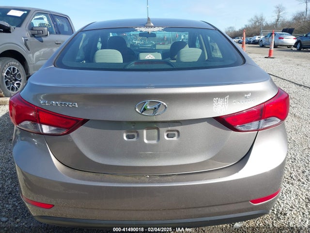 Hyundai ELANTRA SE 2015 5NPDH4AE5FH622097 Image 16