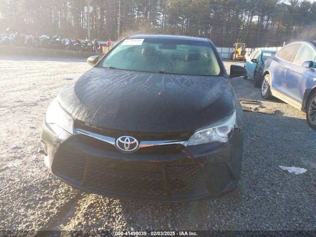 4T1BF1FK4HU383222 Toyota CAMRY SE