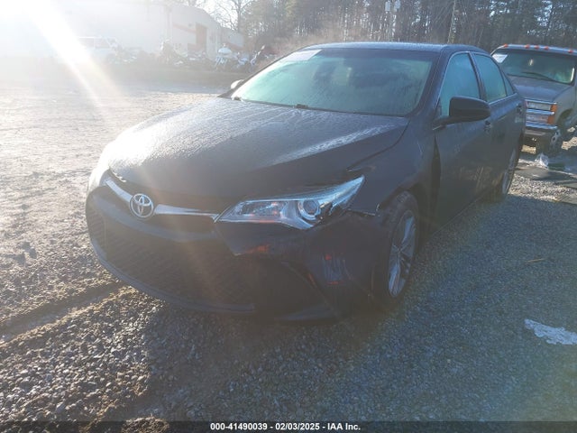 4T1BF1FK4HU383222 Toyota CAMRY SE