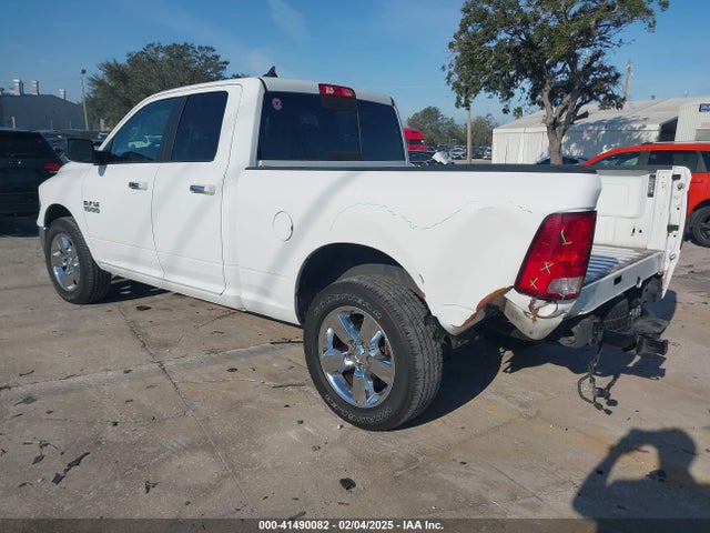 1C6RR7GG1JS264947 RAM 1500 Big Horn  4x4 6'4 Box