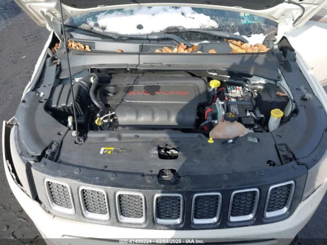 3C4NJDBB7KT703593 Jeep Compass Latitude 4x4