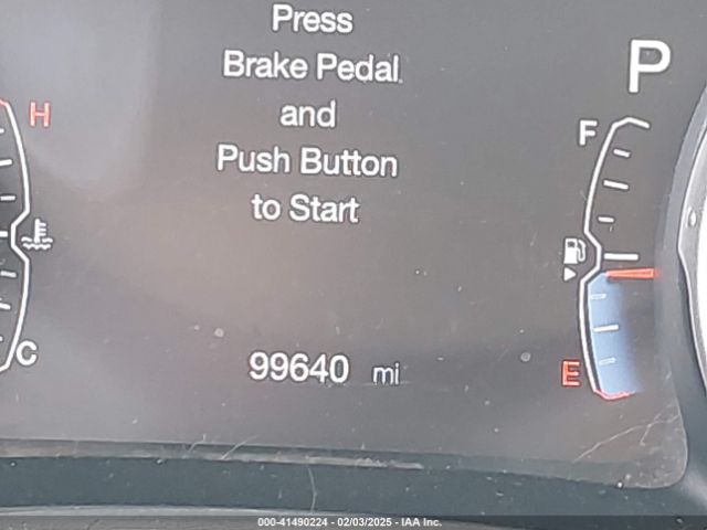 3C4NJDBB7KT703593 Jeep Compass Latitude 4x4