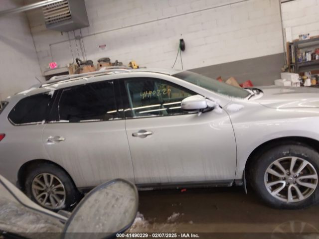 5N1AR2MM7GC652590 Nissan Pathfinder Sv