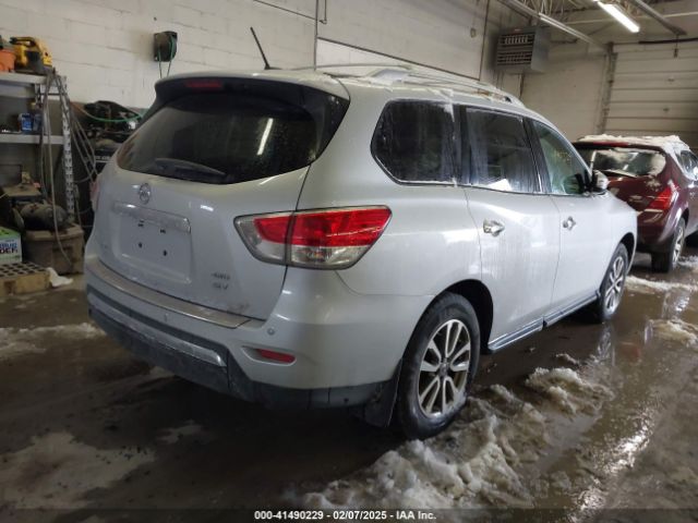 5N1AR2MM7GC652590 Nissan Pathfinder Sv