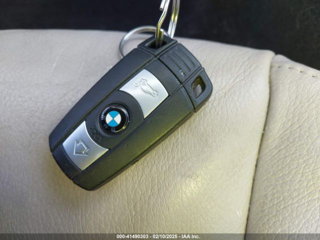 2011 BMW 328I WBAPH7C54BE676753 Photo 10