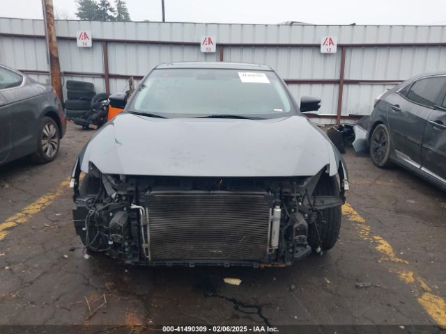 1N4AA6AP7JC390262 Nissan Maxima 3.5 Platinum