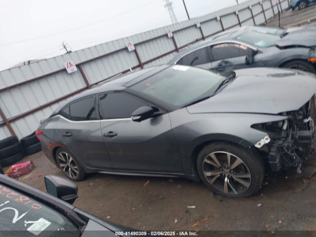 1N4AA6AP7JC390262 Nissan Maxima 3.5 Platinum