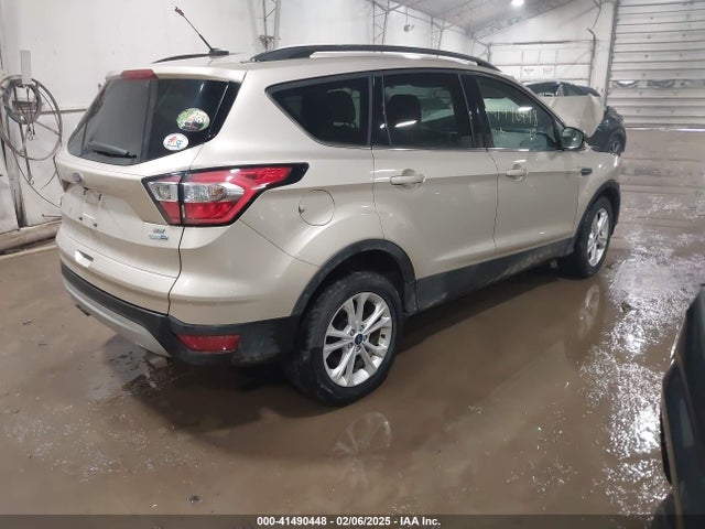1FMCU9GD9HUE03991 Ford ESCAPE SE