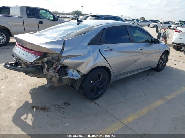 5NPLS4AG5MH044224 Hyundai ELANTRA SEL