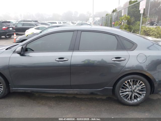 3KPF54AD4RE779914 KIA Forte Gt-line