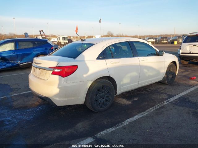 2013 CHRYSLER 200 1C3CCBAB2DN559529 Photo 3