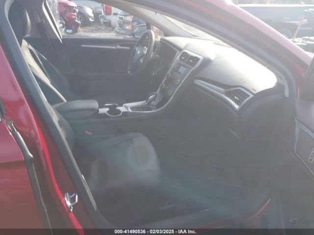 1FA6P0H79E5392080 Ford FUSION SE