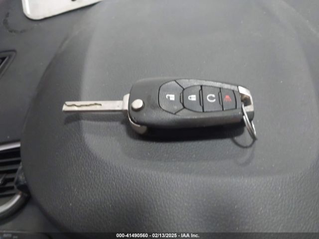 KL7CJLSM2MB369543 Chevrolet Trax Fwd Lt