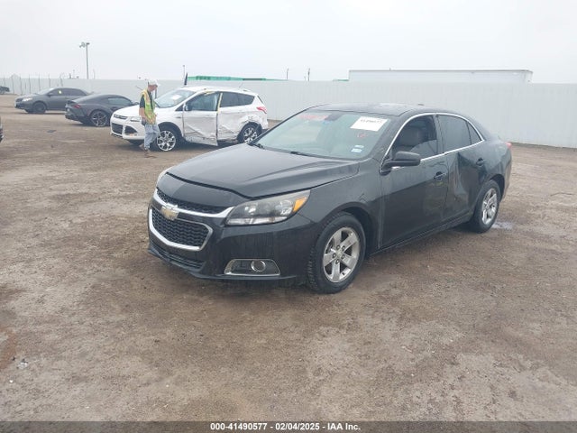 Chevrolet MALIBU LS 2015 1G11B5SL1FF101467 Image 2