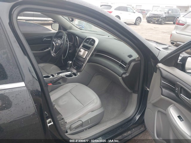 Chevrolet MALIBU LS 2015 1G11B5SL1FF101467 Image 5