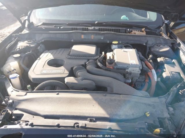 3FA6P0LUXJR131707 Ford Fusion Hybrid Se