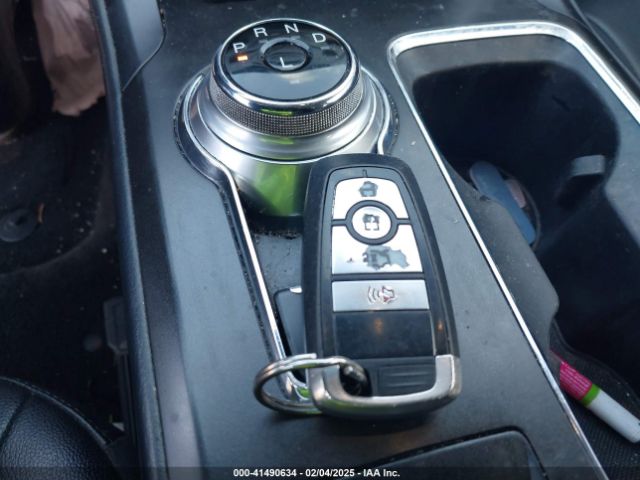 3FA6P0LUXJR131707 Ford Fusion Hybrid Se