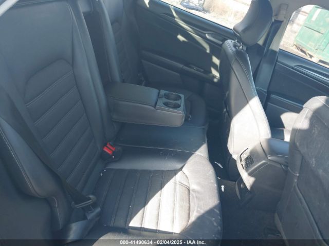 3FA6P0LUXJR131707 Ford Fusion Hybrid Se