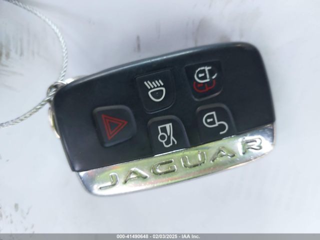 2018 JAGUAR XE SAJAD4FX7JCP28579 Photo 10