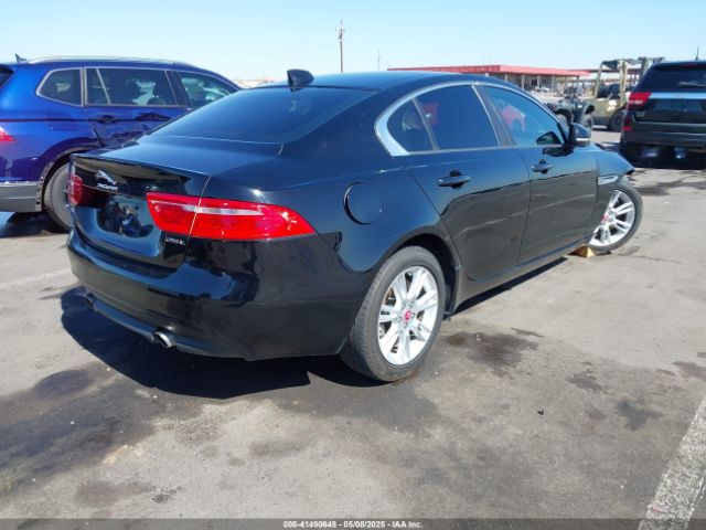 2018 JAGUAR XE SAJAD4FX7JCP28579 Photo 3