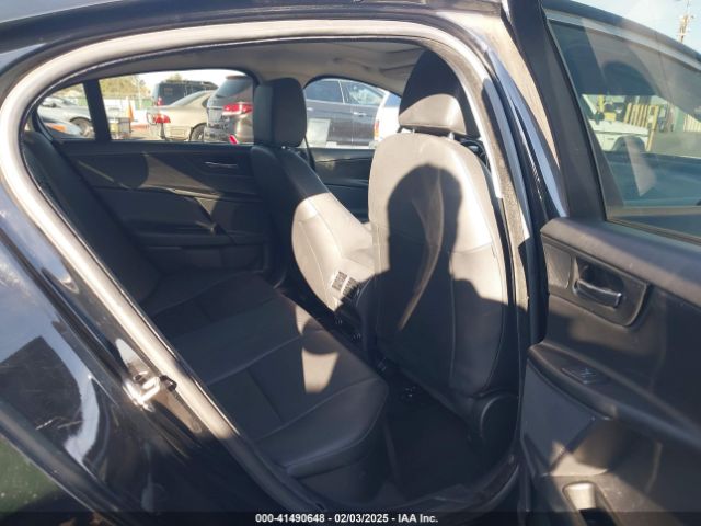 2018 JAGUAR XE SAJAD4FX7JCP28579 Photo 7