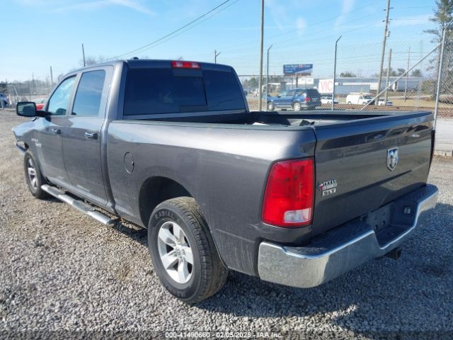 2017 RAM 1500 1C6RR6TT3HS768794 Photo 2