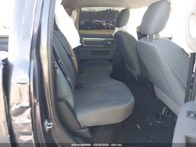 2017 RAM 1500 1C6RR6TT3HS768794 Photo 7