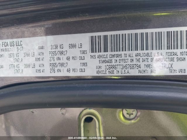 2017 RAM 1500 1C6RR6TT3HS768794 Photo 8