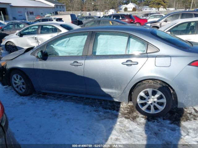 5YFEPMAE1MP199803 Toyota COROLLA LE